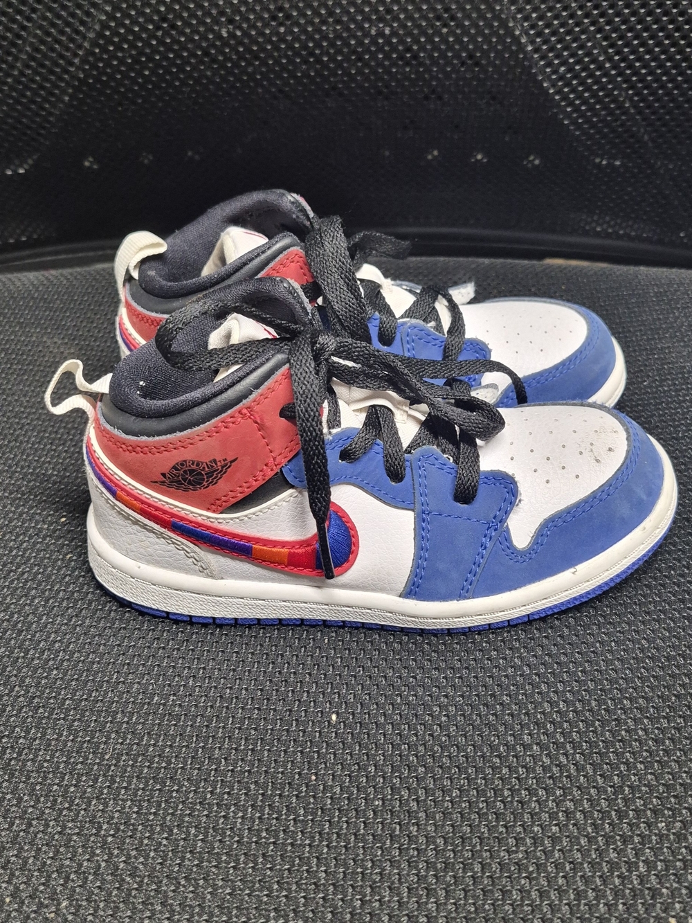 Nike Air Jordan Kids High-Top Sneakers in Blue, Red and White - Picture 4 of 5